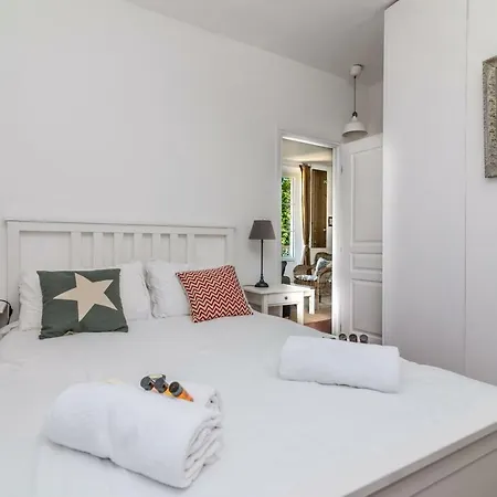 Appartement Beau 2 Pieces Dans Le Vieil